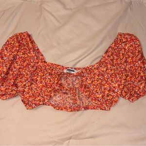 RSQ Orange Floral Puff Sleeve Crop Top